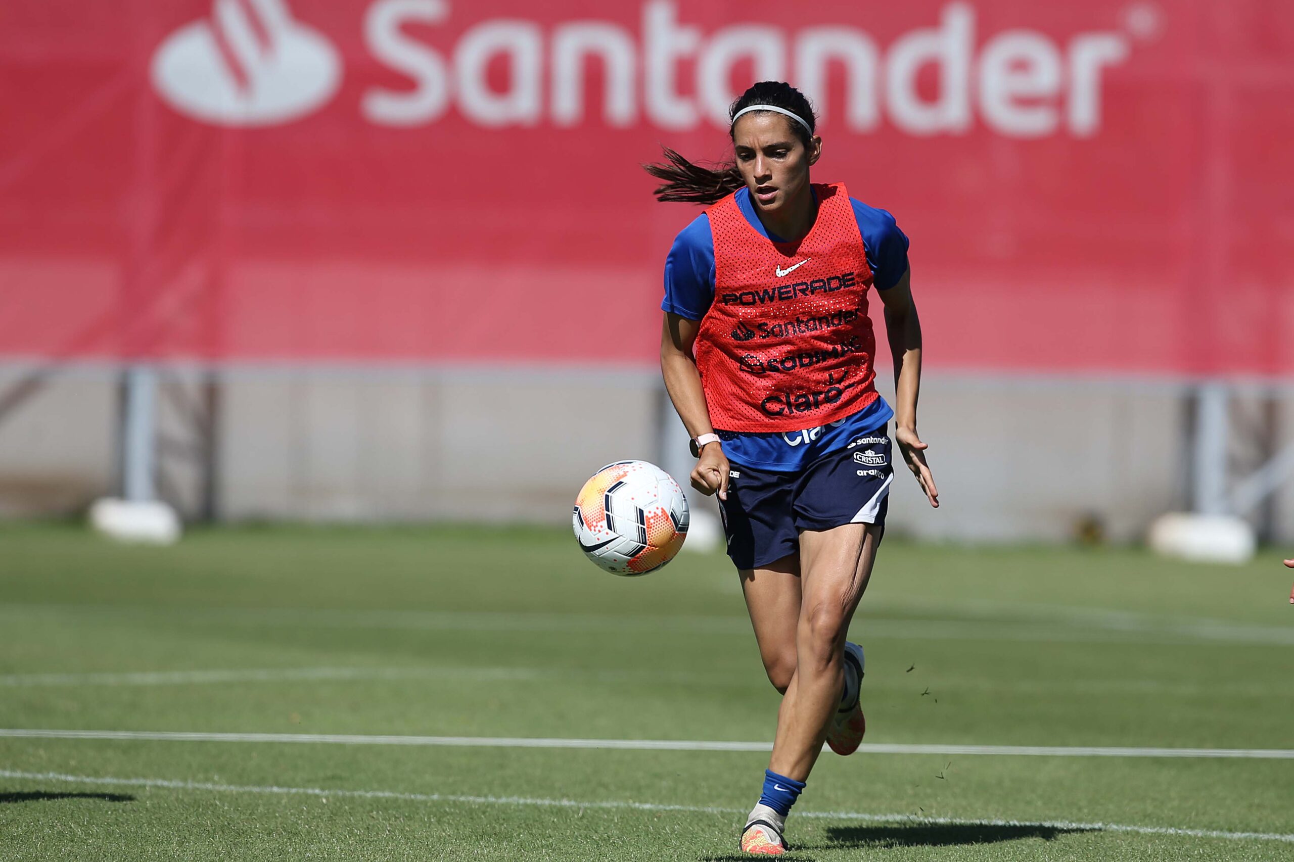 Zamora adelanta duelo con Camerún: “Ojalá llevar el ritmo del partido”