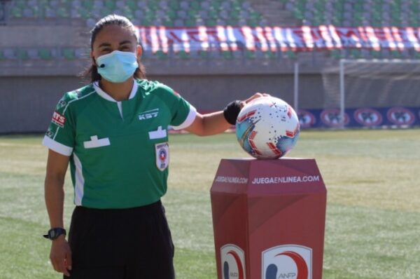 Conmebol confirma terna de árbitras chilenas para la Copa Libertadores 2020