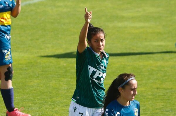 Rebeca Fernández deja Santiago Wanderers tras 7 años