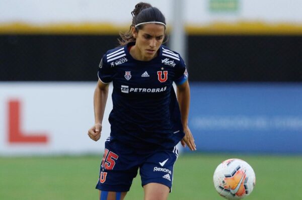 Daniela Zamora se va de Universidad de Chile y llega al fútbol de Suecia