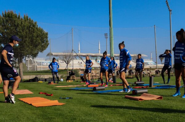 La Roja realiza su primer entrenamiento en Turquía previo al repechaje