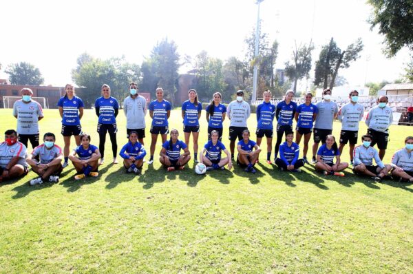 La Roja inicia su viaje a Turquía para disputar el repechaje olímpico
