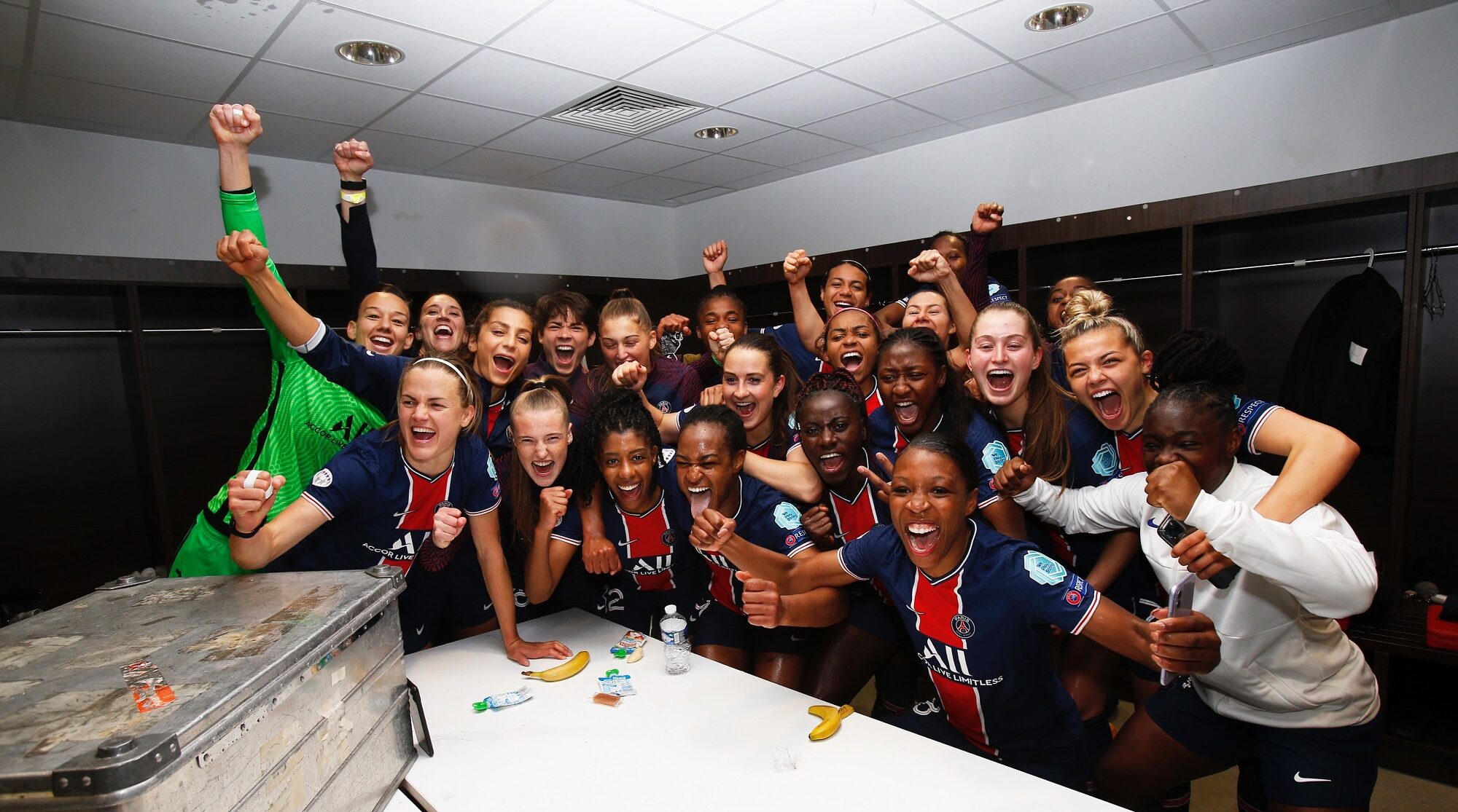 Jugadoras del Paris Saint Germain celebrando el triunfo