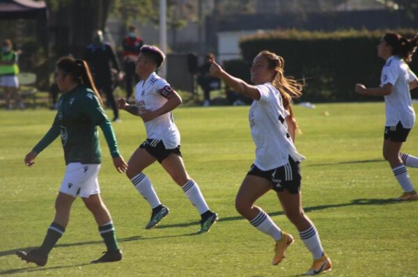 Colo-Colo vuelve a golear en el torneo, esta vez a Santiago Wanderers