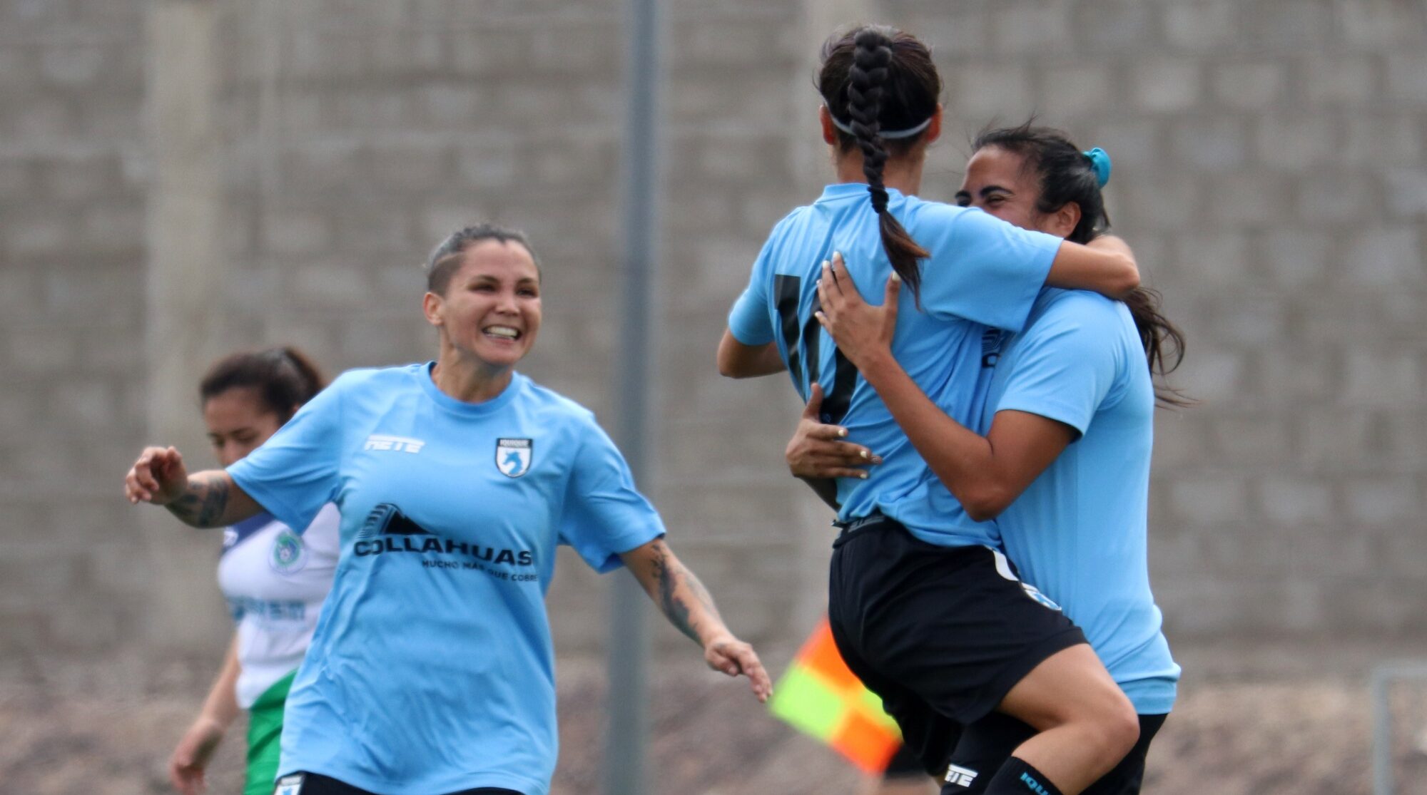 Jugadoras de Iquique celebrando