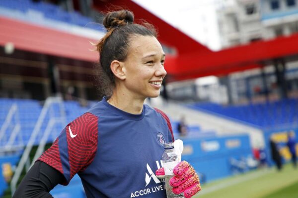 Le Parisien: Christiane Endler se irá al Olympique de Lyon la próxima temporada