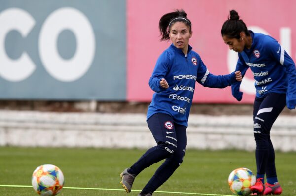 Javiera Grez le pone power a los microciclos de La Roja: “Han estado buenos los entrenamientos”
