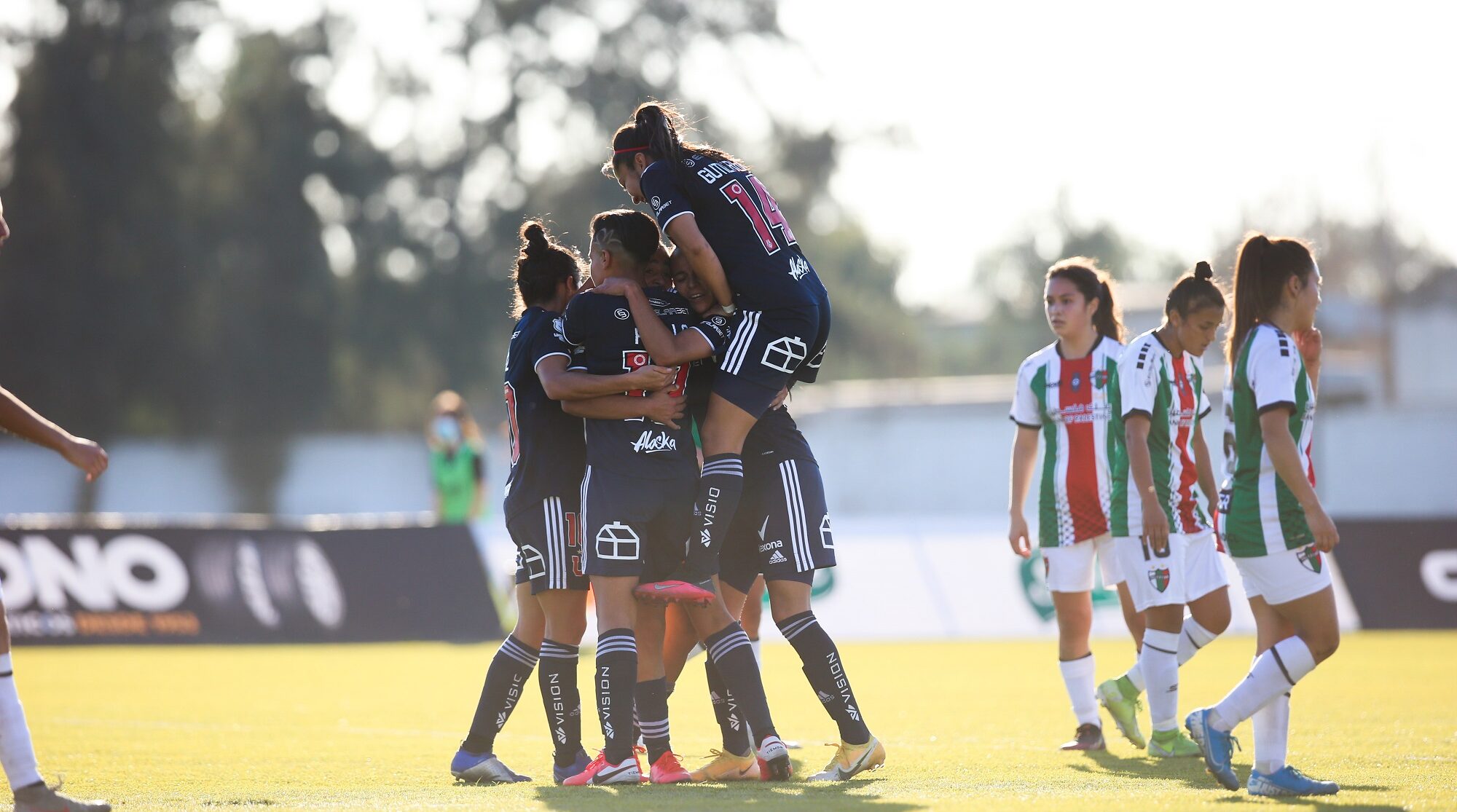 Universidad de Chile le gana a Palestino y se queda con el liderato del grupo B