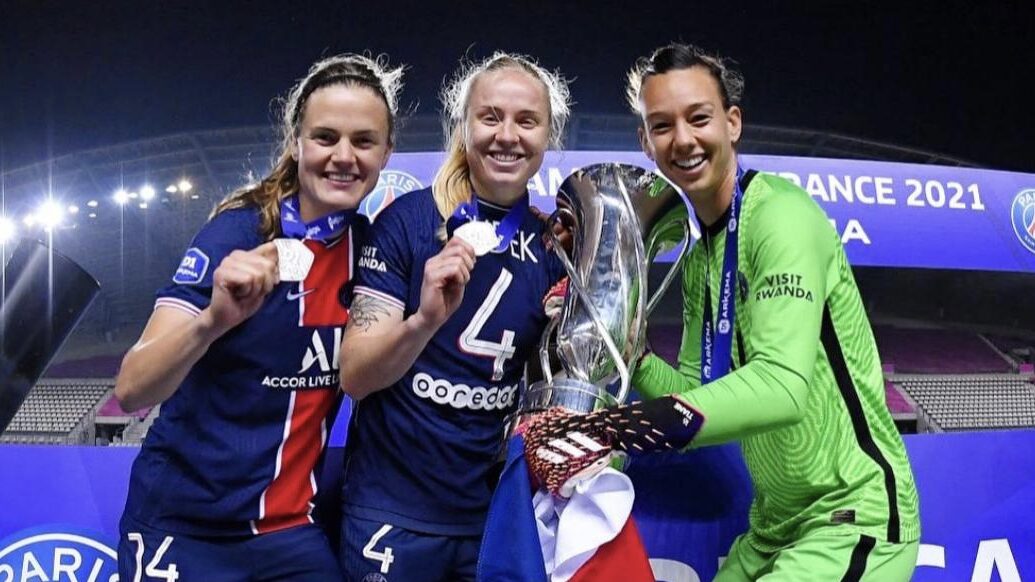 Déjate uno: Christiane Endler es elegida mejor portera de la liga de Francia
