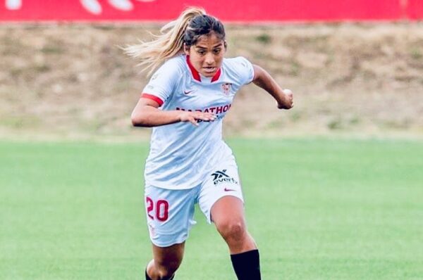 Javiera Toro no está en la lista de bajas del Sevilla para la temporada 2021-22
