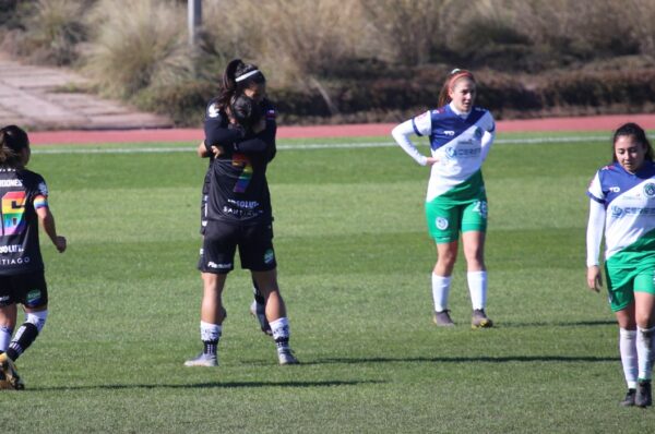 Con tres partidos pendientes: Así quedó la tabla de posiciones de la primera rueda del Campeonato Nacional 2021