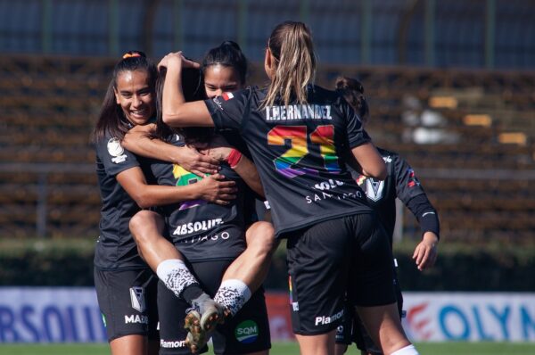 Santiago Morning golea a Deportes Puerto Montt y cierra una primera rueda perfecta