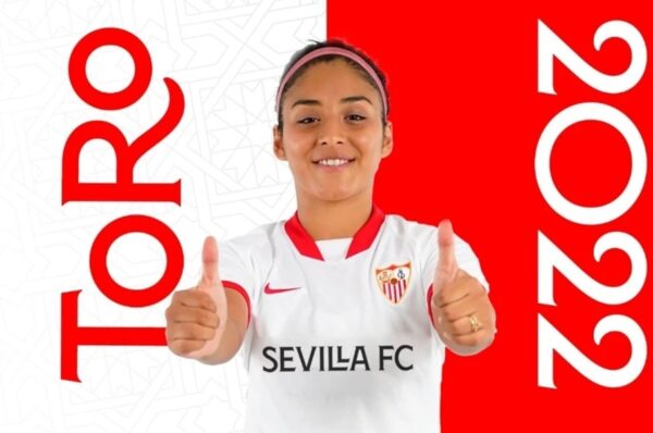 Javiera Toro renueva por un año más con el Sevilla FC
