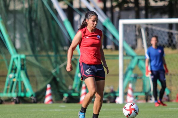 Karen Araya anticipa el debut de La Roja en los JJOO: “Hay nerviosismo y ansiedad”