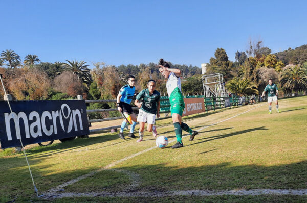 Santiago Wanderers sigue en caída libre tras derrota ante Puerto Montt