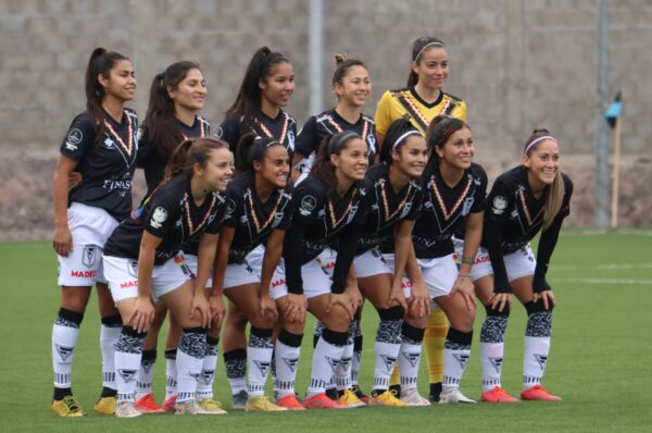 ¿Quién dirigirá a Santiago Morning mientras no llega María Pry a Chile?