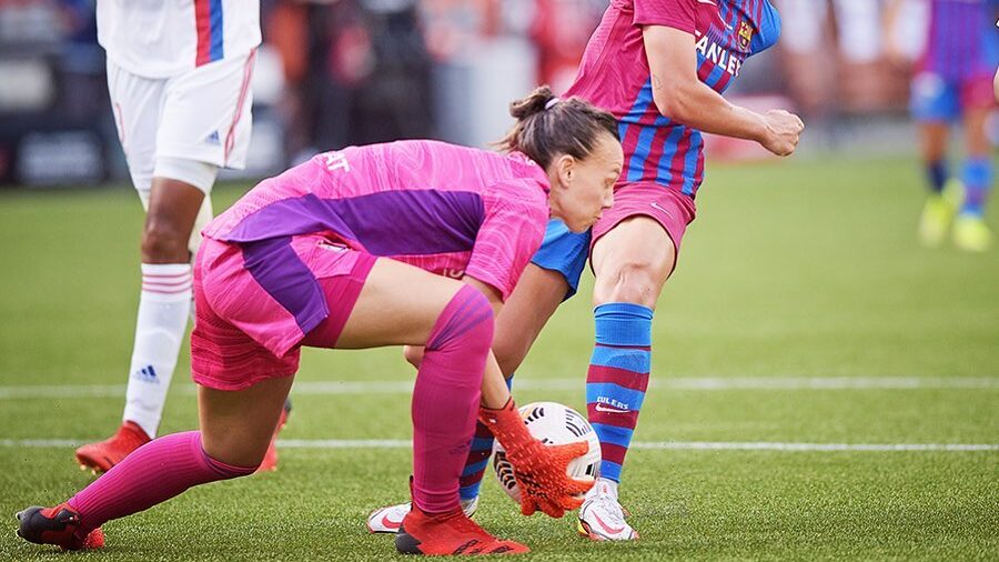 christiane endler lyon vs barcelona