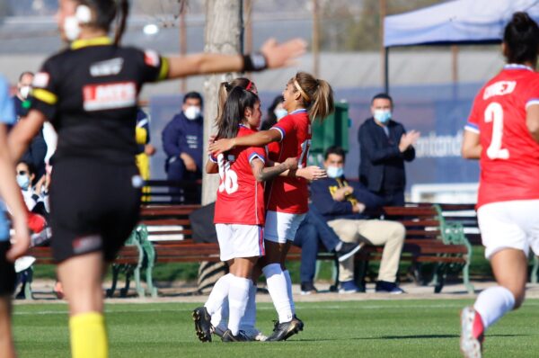 Chile gana el primer partido amistoso contra Uruguay