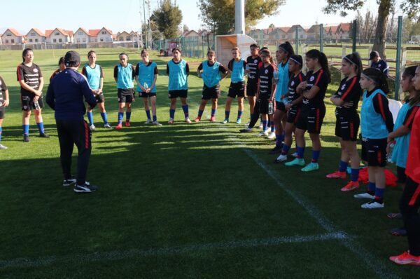 La Roja realiza captación de jugadoras Sub-17 y Sub-20 en Concepción