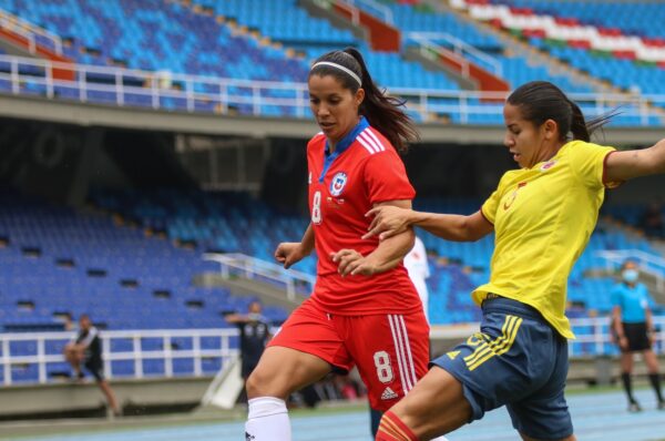 Karen Araya y Christiane Endler desmenuzan la fecha FIFA de Chile vs Colombia