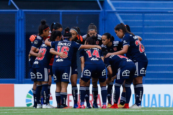 Universidad de Chile tiene dos semanas para buscar reemplazante de Carla Guerrero en Libertadores