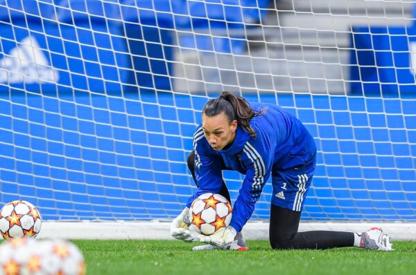 El Lyon de Christiane Endler vuelve a UWCL para enfrentar al Bayern de Münich