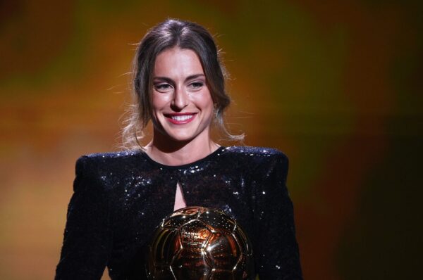 Alexia Putellas es el nuevo Balón de Oro 2021 y Christiane Endler queda en el Top 20