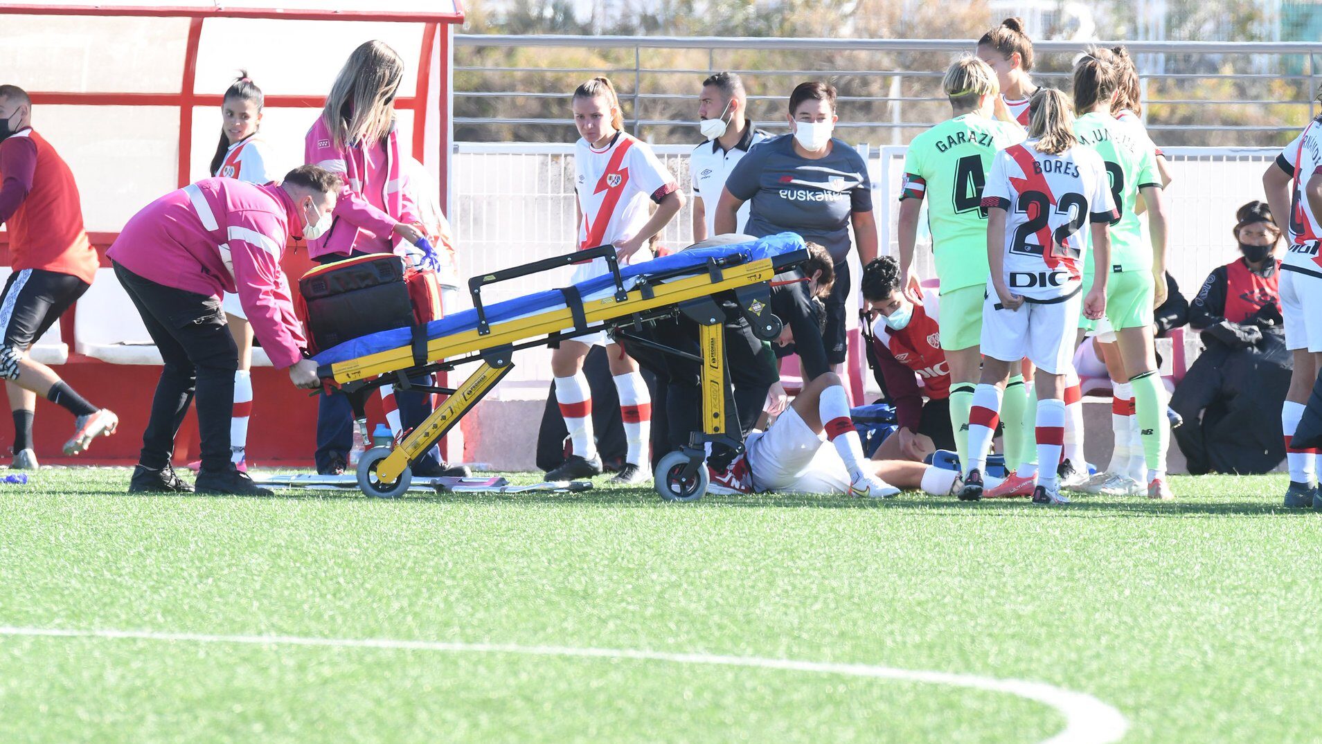 El abandono de Rayo Vallecano a una accidentada Camila Sáez