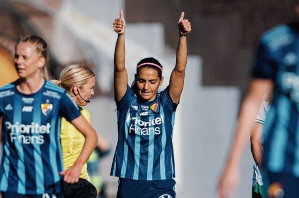 Daniela Zamora deja Djurgårdens y no seguirá en el fútbol sueco en 2022
