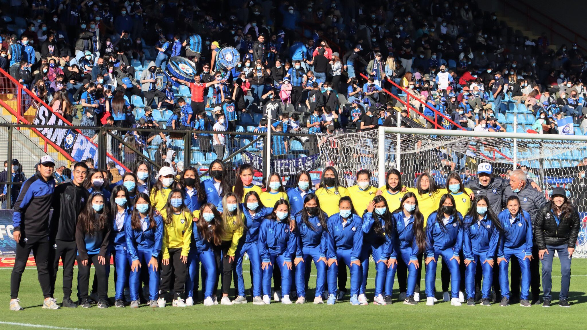 huachipato femenino homenaje