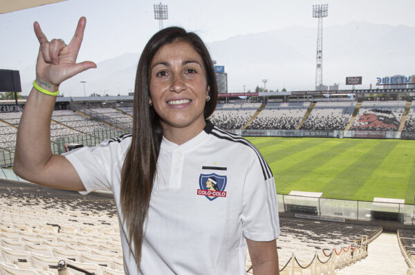 Colo-Colo oficializa el fichaje de Geraldine Leyton para la temporada 2022