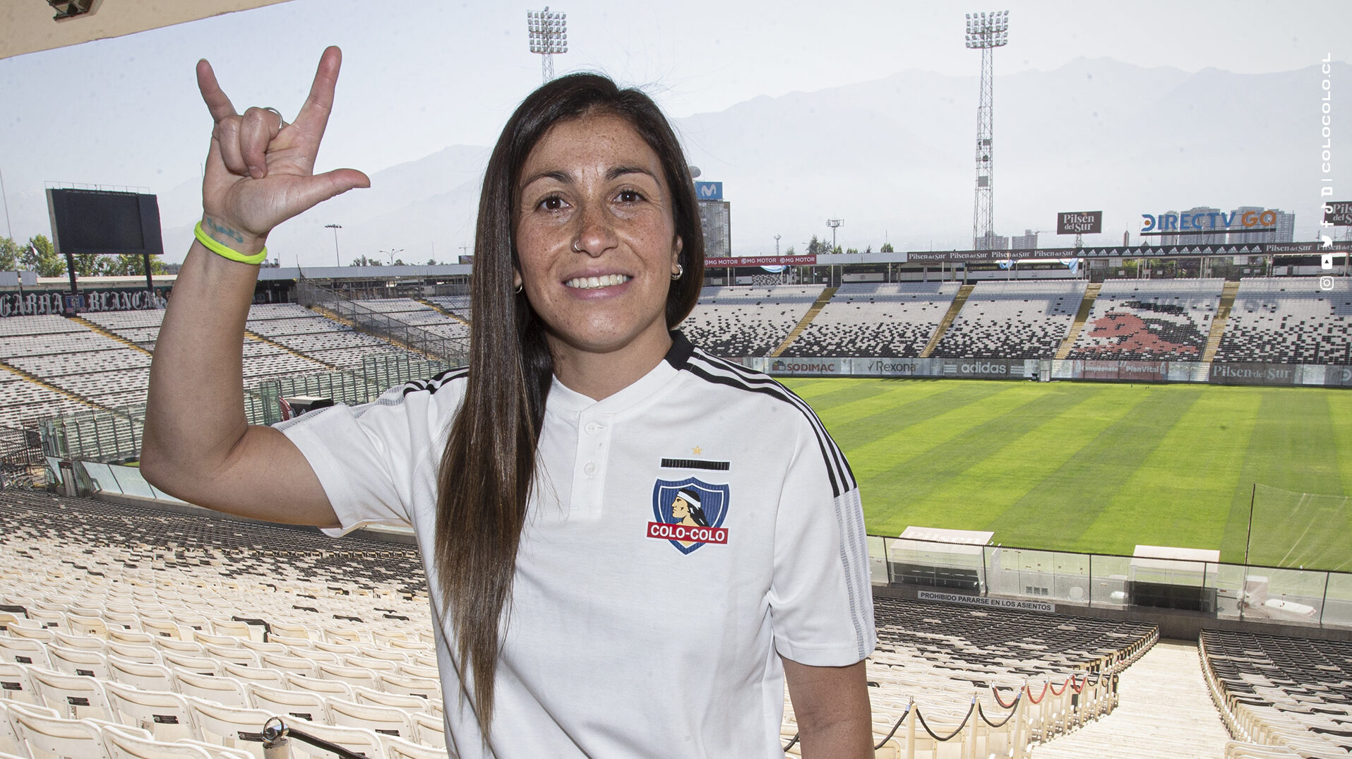 Colo-Colo oficializa el fichaje de Geraldine Leyton para la temporada 2022