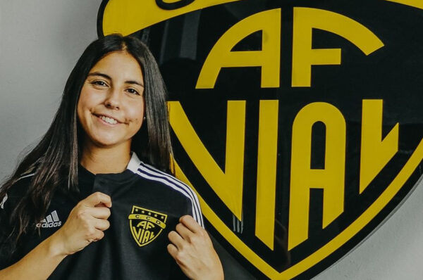 Mercado de pases al momento: Altas, bajas y rumores del Campeonato Femenino 2022