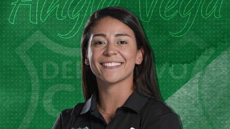 Angie Vega, ex asistente técnica de Deportivo Cali, es la nueva DT de Antofagasta