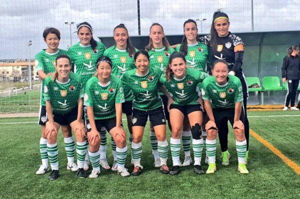 Imparable: Bárbara Santibáñez anota el gol de la victoria del Cacereño frente al Madrid CFF B