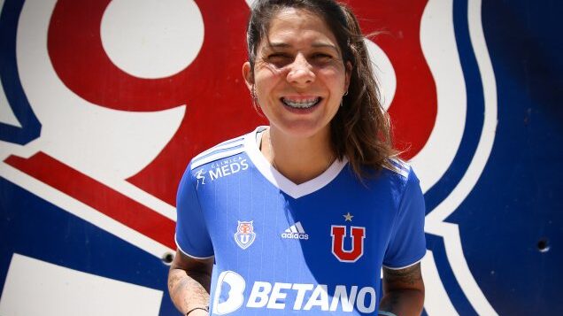 camiseta universidad de chile