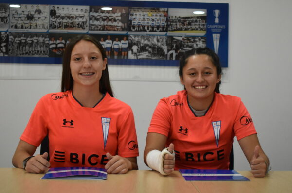 Universidad Católica oficializa sus primeros dos contratos profesionales