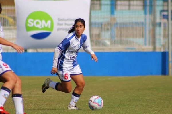 Francisca Olmos se despide de Deportes Antofagasta y ficha en El Porvenir de Argentina