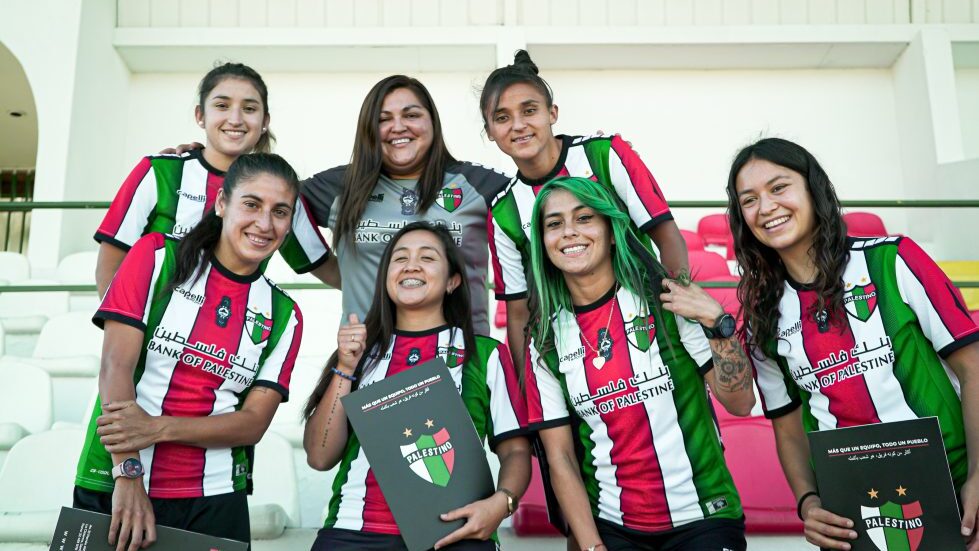 Palestino sigue con la profesionalización y llega a seis contratos en 2022