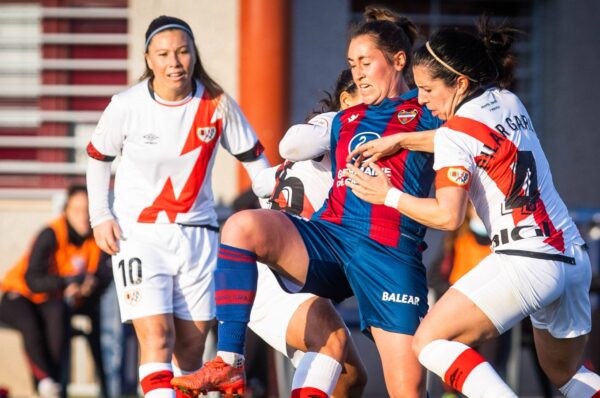 El Rayo Vallecano de Aedo y Sáez vuelve a caer en la Primera Iberdrola