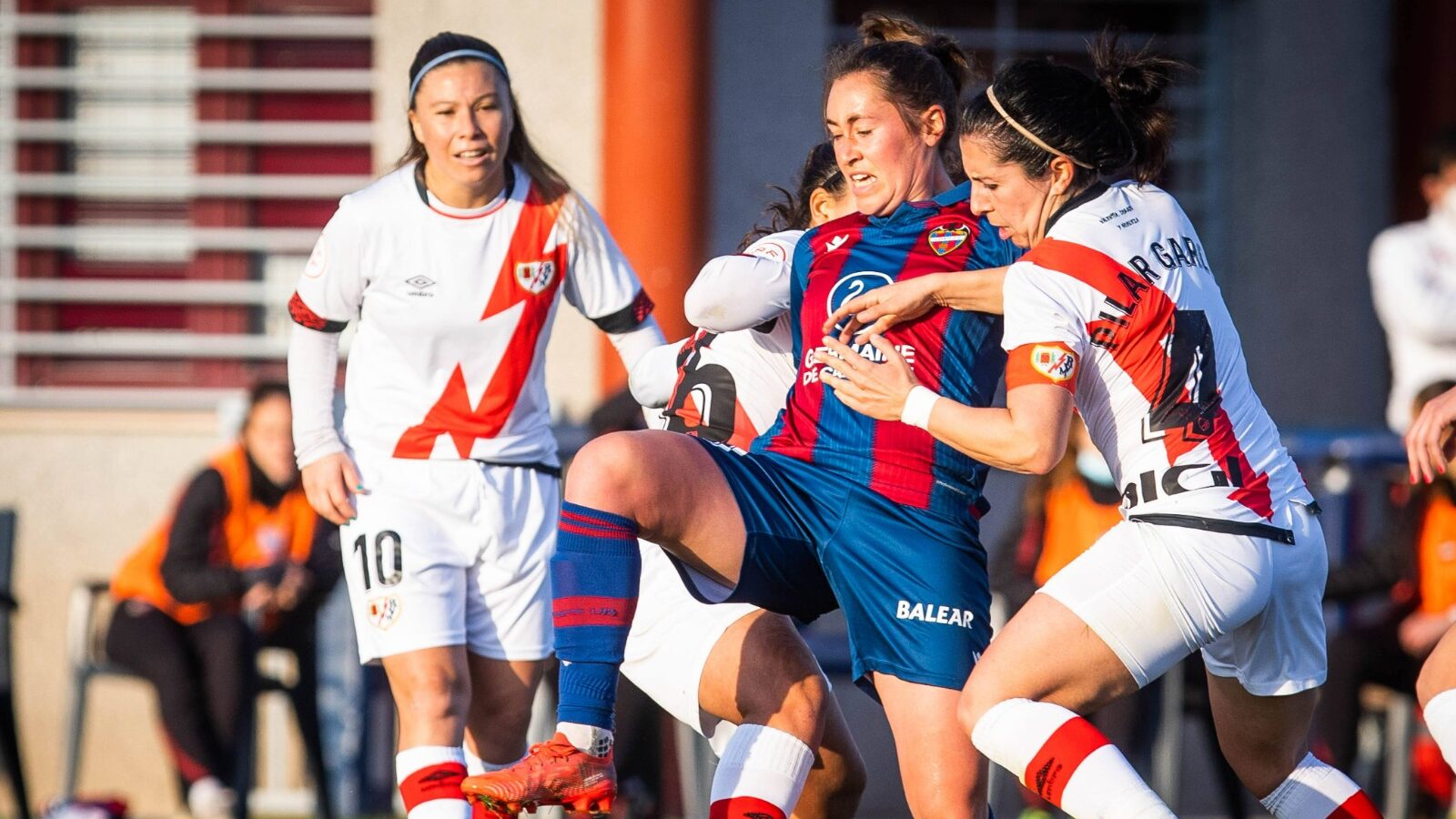 El Rayo Vallecano de Aedo y Sáez vuelve a caer en la Primera Iberdrola