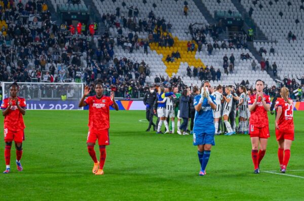Olympique de Lyon cae en cuartos de la Champions League sin Tiane Endler en cancha