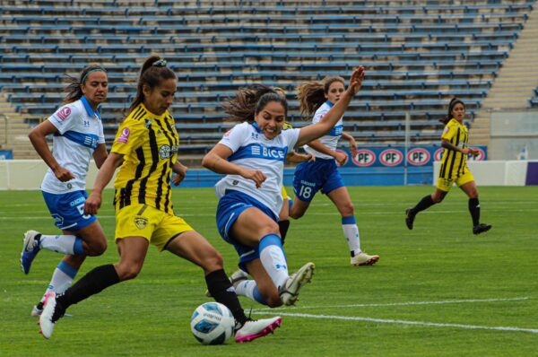 Universidad Católica reparte puntos con Fernández Vial