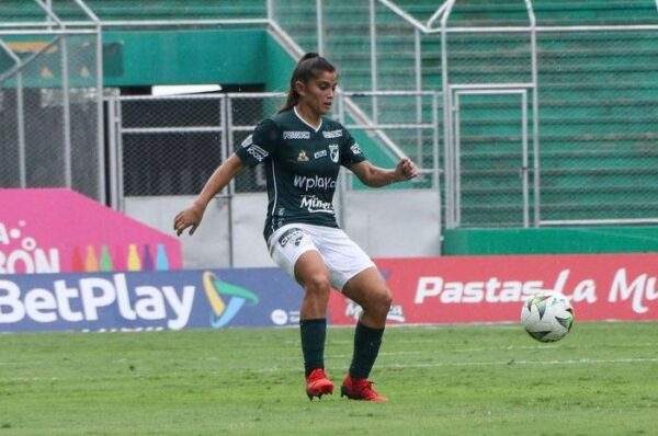 Deportivo Cali vuelve a ganar con Gisela Pino en cancha