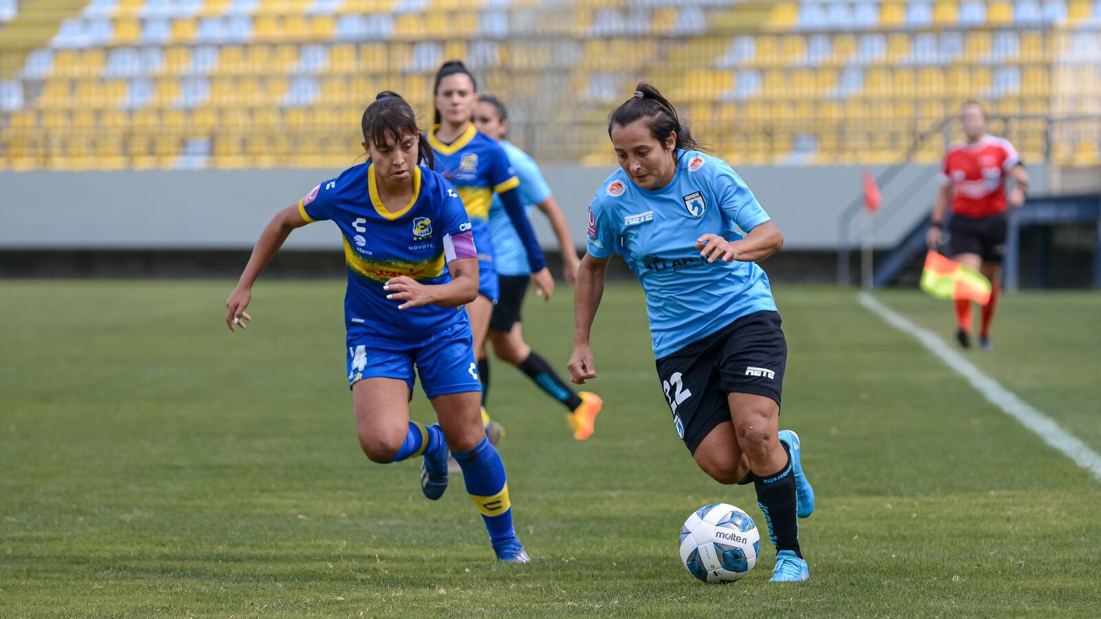 Everton y Deportes Iquique empatan en un atractivo partido en Sausalito