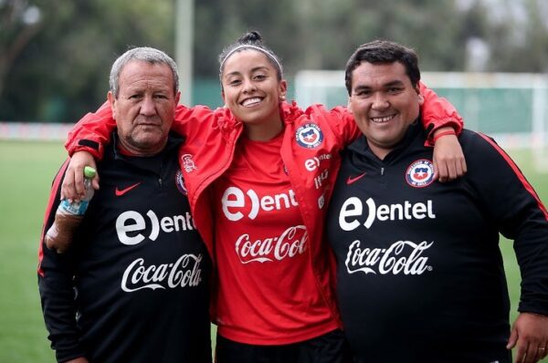 ¡Mucha suerte! Claudia Soto anuncia su retiro del fútbol tras 12 años como futbolista