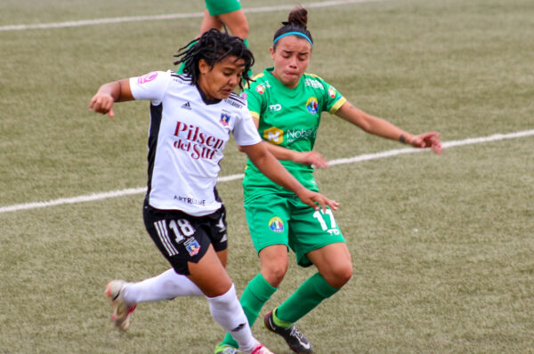 Colo Colo vence a Audax Italiano y está a la caza de los punteros