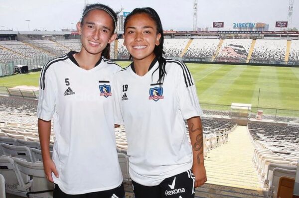 Michelle Olivares y Sofía Barrios son presentadas en Colo-Colo