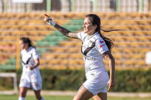 Santiago Morning golea a Audax Italiano y consolida su liderato