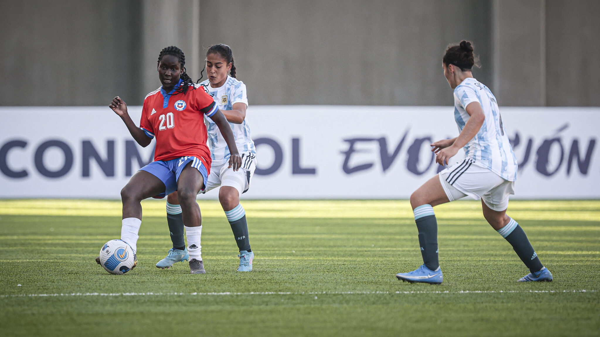 La Roja Sub-20 y Argentina no se sacan ventajas en el estreno del Sudamericano